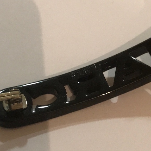 🍃❤ ❤️Marc Jacobs Hair Barrette - Made in France - Picture 2 of 3